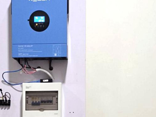 Paneles solares de 550W + Inverter fuera de la red de 5kW + 10kWh Batería de litio Construir un sistema de almacenamiento solar integrado en el hogar